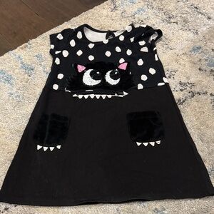 H&M Black and White Patterned Cat and Polka Dots Dress Girl’a Size 6-8